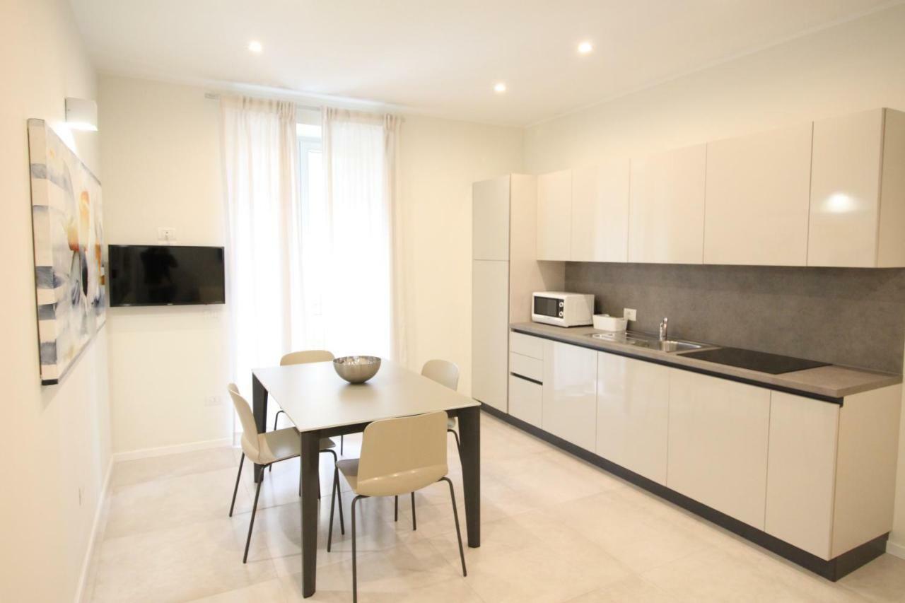 Casa Vacanze Residence Ideale Suites And Apartments Alassio Eksteriør bilde